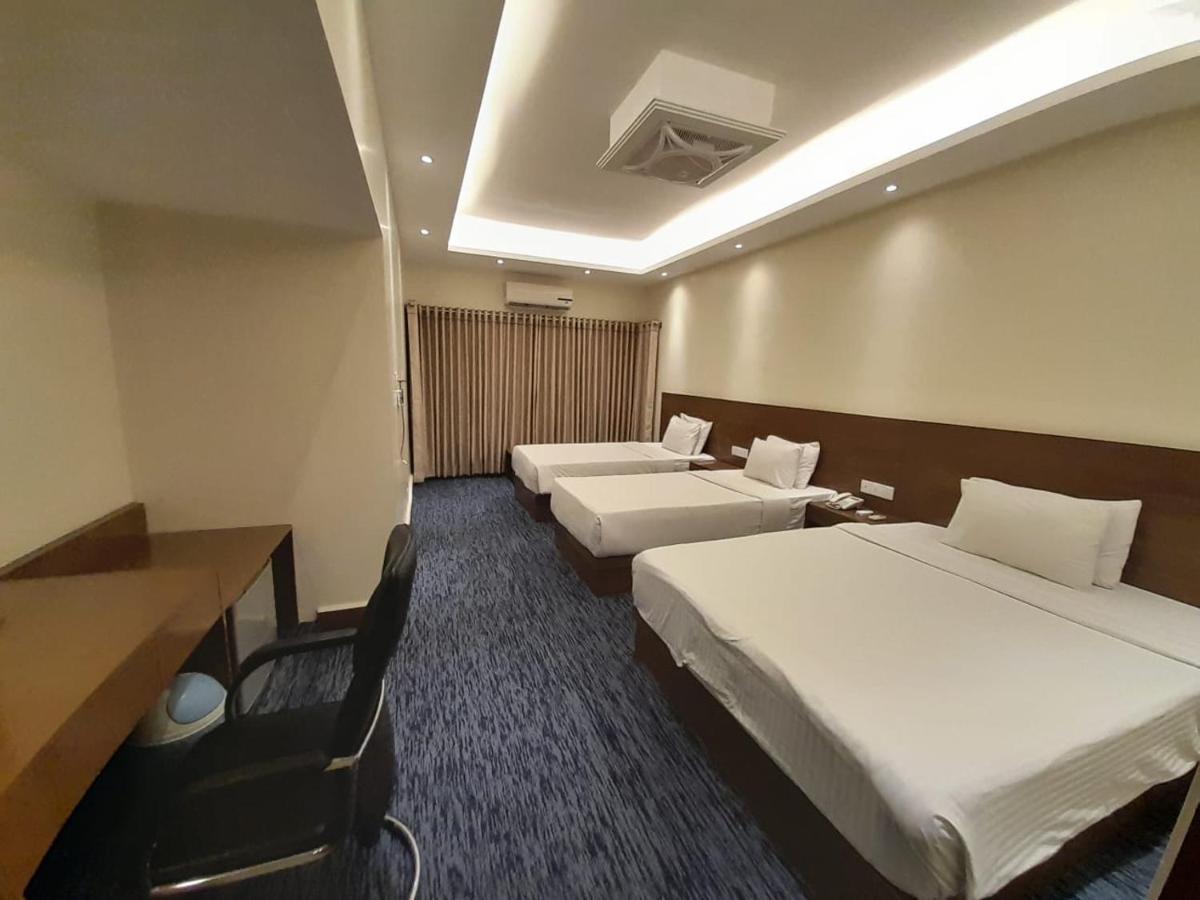 Richmond Hotel & Suites Dhaka Zewnętrze zdjęcie