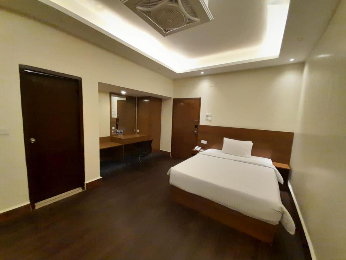 Richmond Hotel & Suites Dhaka Zewnętrze zdjęcie