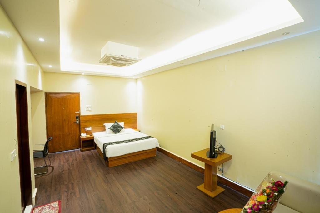 Richmond Hotel & Suites Dhaka Zewnętrze zdjęcie