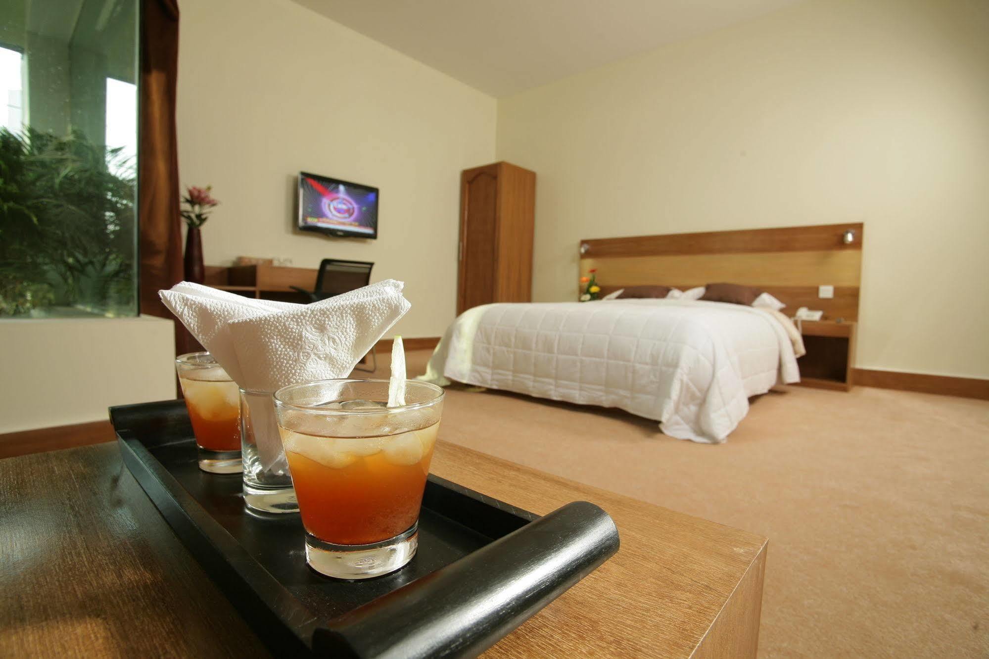 Richmond Hotel & Suites Dhaka Zewnętrze zdjęcie