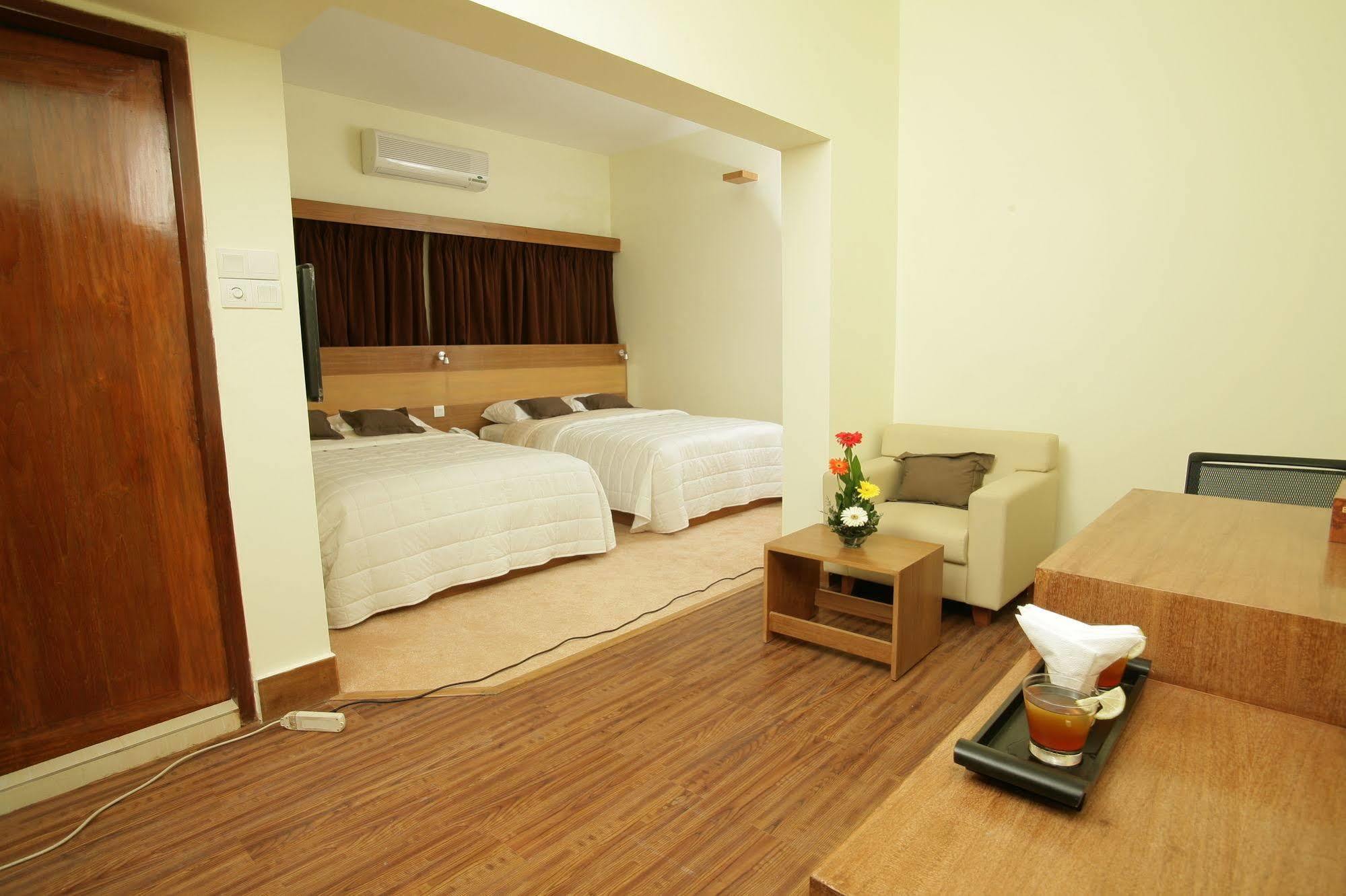 Richmond Hotel & Suites Dhaka Zewnętrze zdjęcie